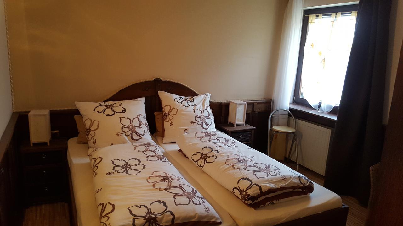 Landhotel Zum Doppeldecker Kirchen  외부 사진