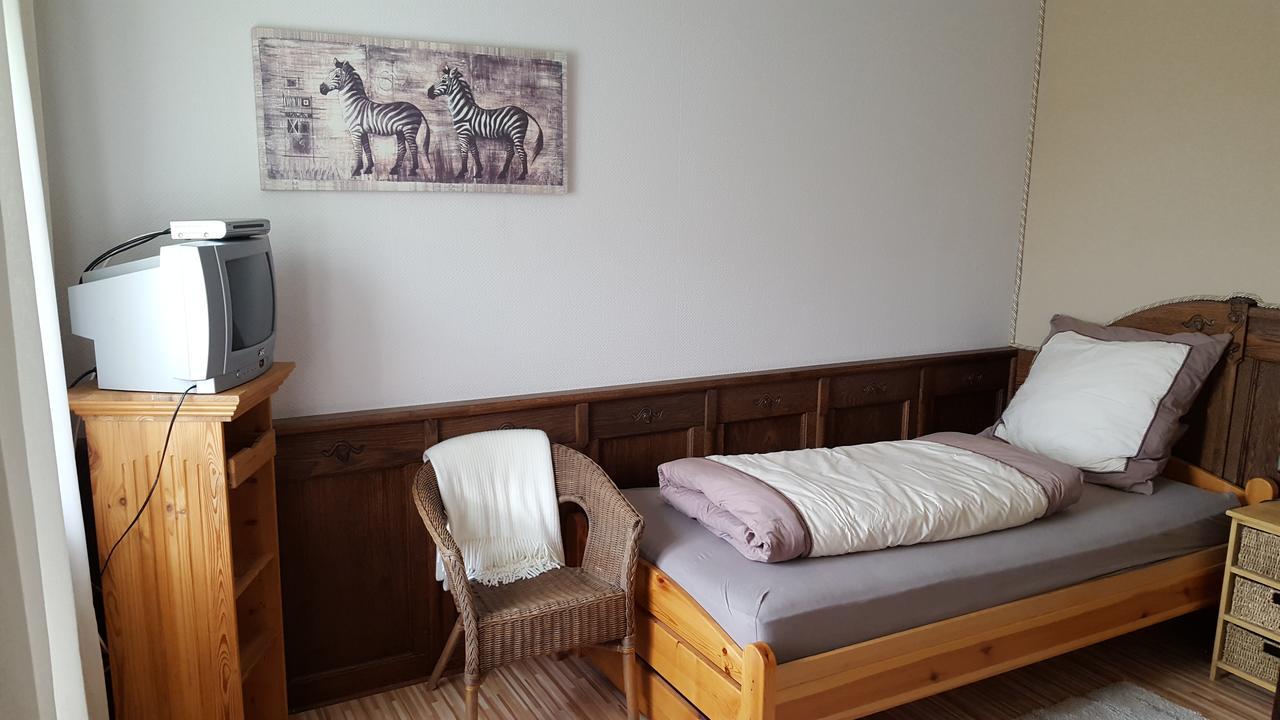 Landhotel Zum Doppeldecker Kirchen  외부 사진