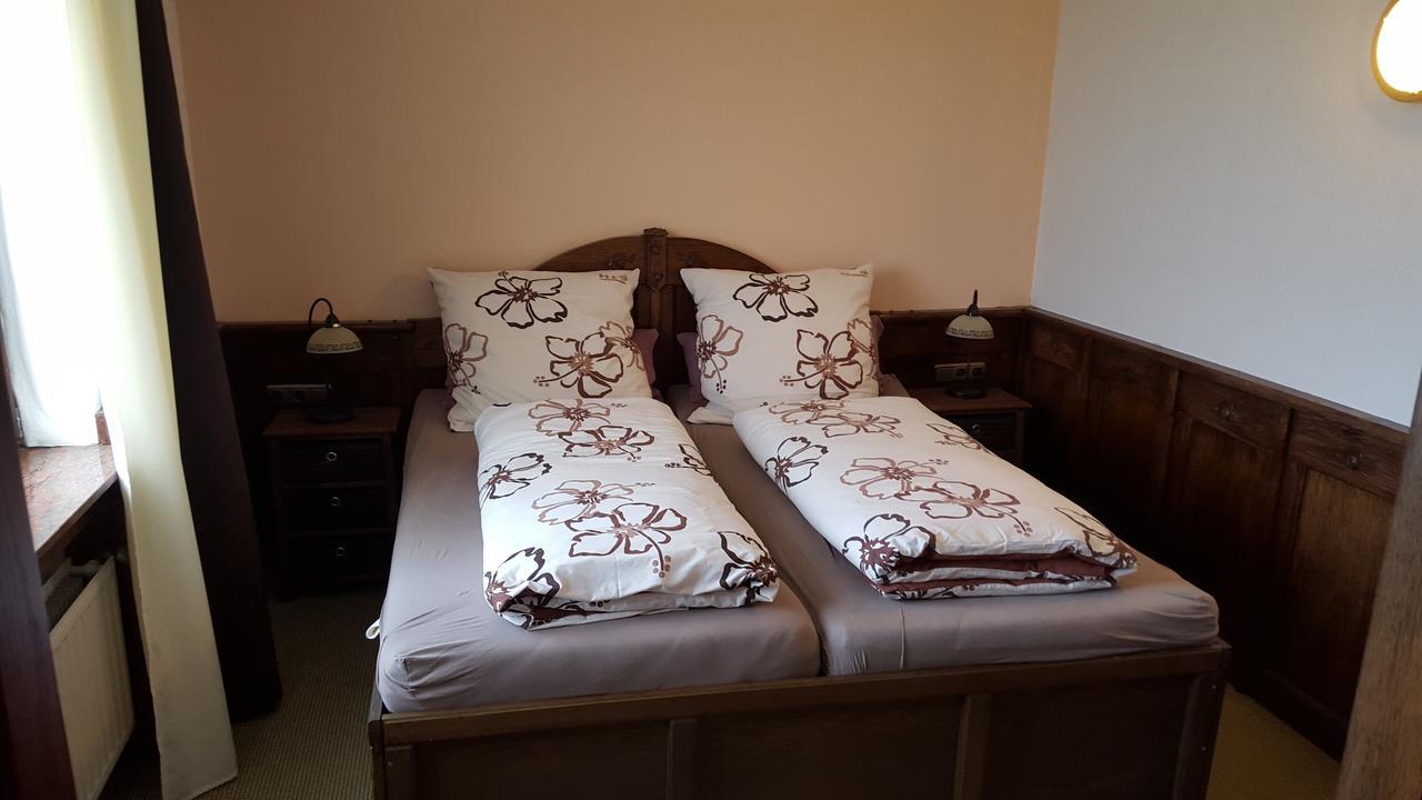 Landhotel Zum Doppeldecker Kirchen  외부 사진